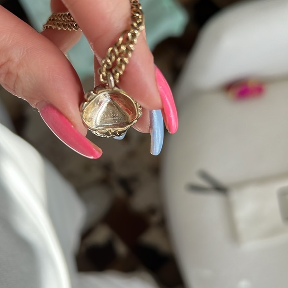 Gucci Lion Crystal Necklace - Picture 6 of 8